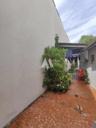 Imagem Casa na encruzilhada com 4 quartos sendo 1 suíte