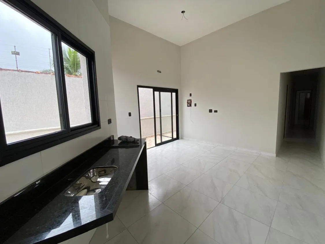 Imagem CASA NOVA COM PISCINA À VENDA NO JARDIM PALMEIRAS EM ITANHAÉM