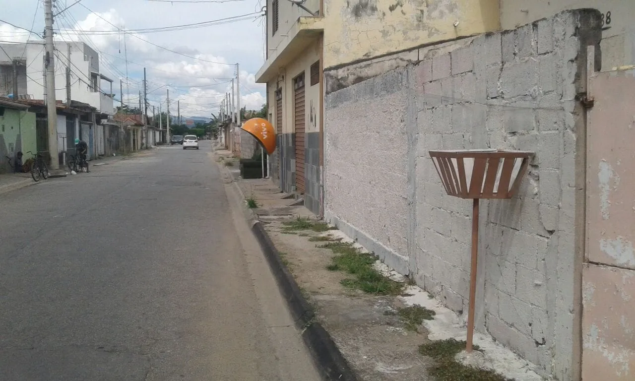 Imagem Casa à venda 2 Quartos, 3 Vagas, 250M², Conjunto Residencial Araretama, Pindamonhangaba - SP