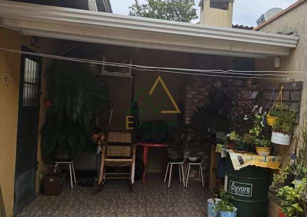 Imagem Casa Padrão Térrea com Terreno