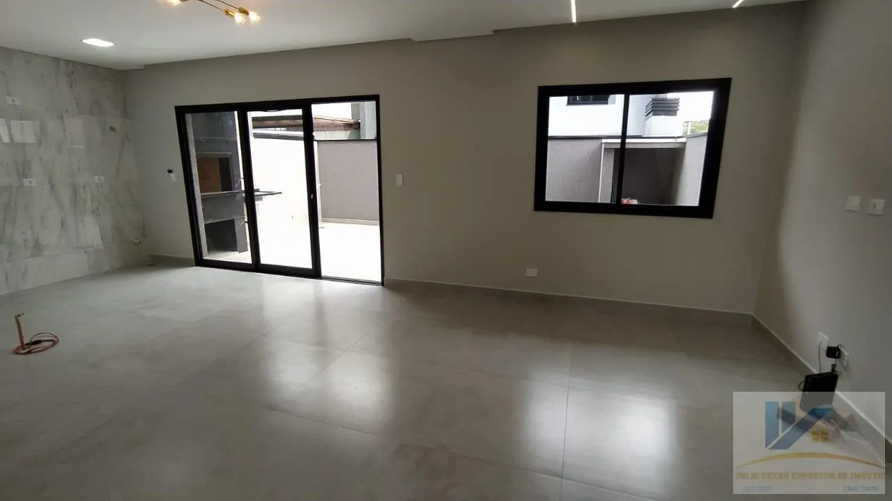 Imagem Sobrado para Venda em São José dos Pinhais, Costeira, 3 dormitórios, 1 suíte, 2 banheiros, 2 vagas