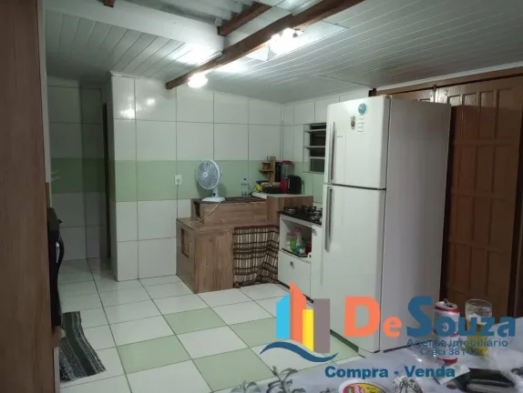 Imagem Imóvel com piscina e pergolado próximo ao Centro de Nova Tramandai!