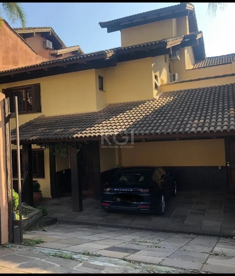 Imagem Casa Condominio para Venda - 420m², 3 dormitórios, sendo 3 suites, 2 vagas - Santa Tereza