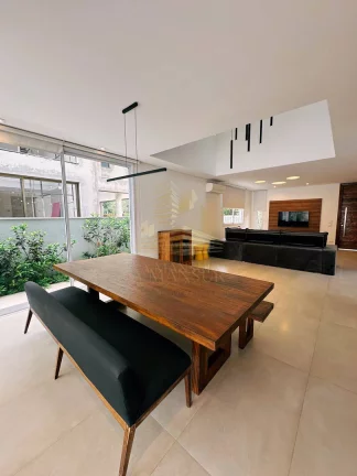 Imagem CASA MODERNA NA PRAIA