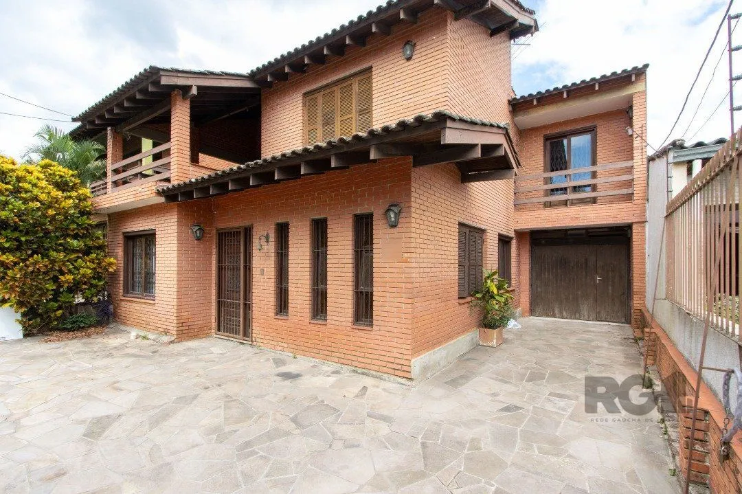 Imagem Casa para Venda - 205.5m², 3 dormitórios, sendo 2 suites, 3 vagas - Vila Nova