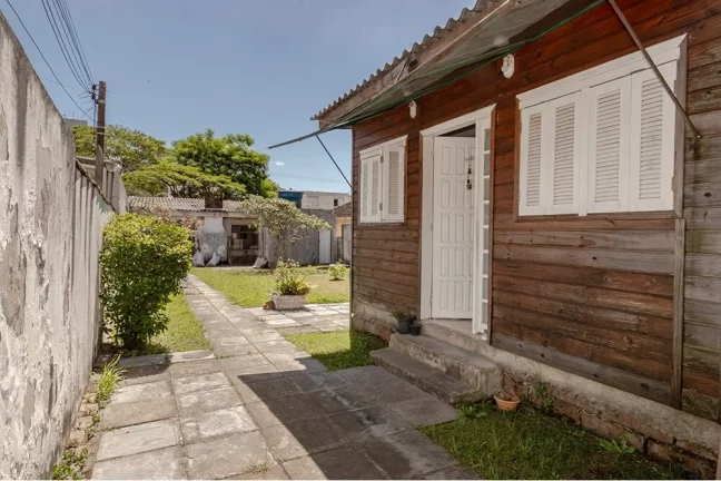 Imagem Terreno/Lote Residencial para venda no bairro Partenon em Porto Alegre