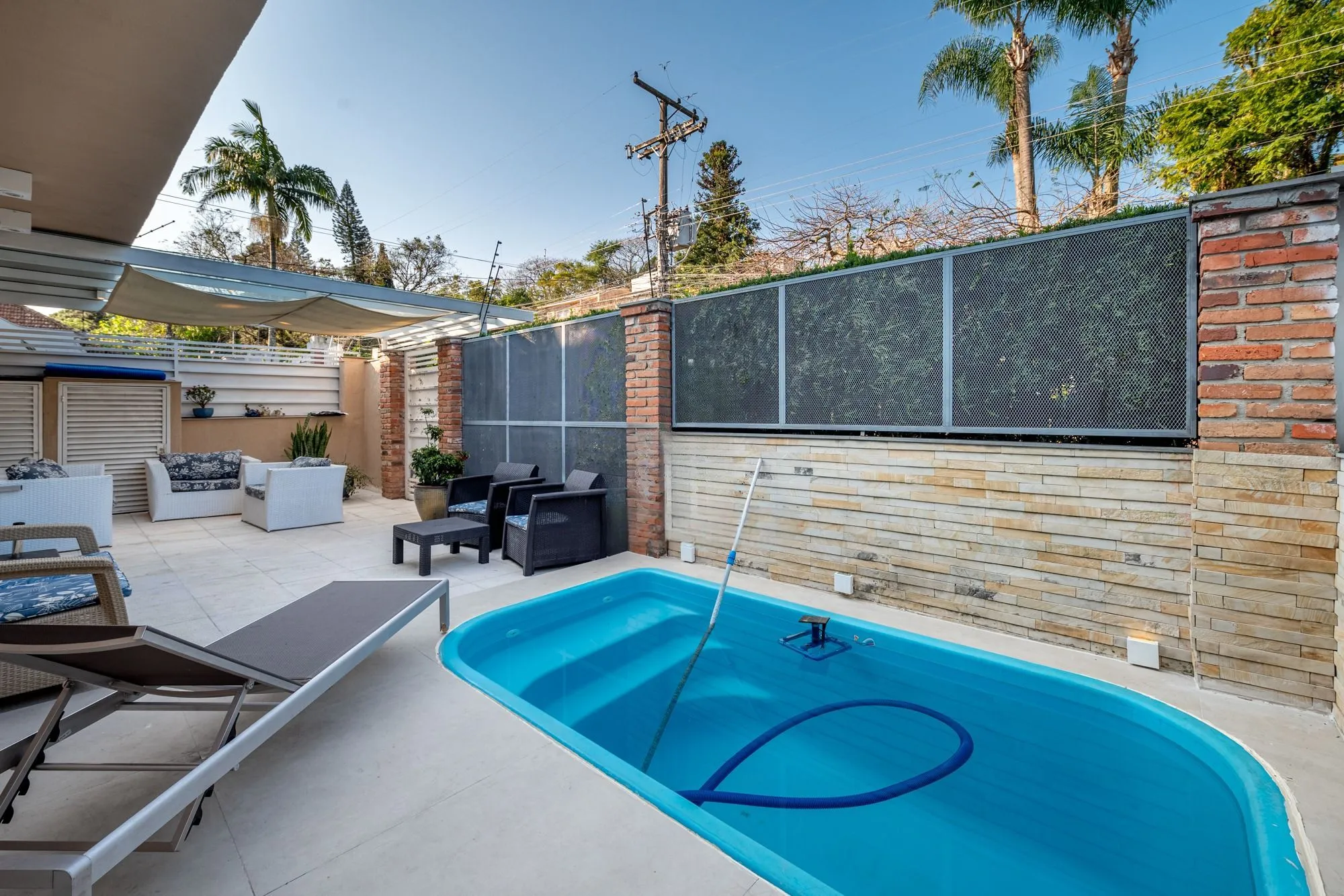 Imagem Casa com 357m² e 4 dormitórios, 3 suítes, 3 vagas