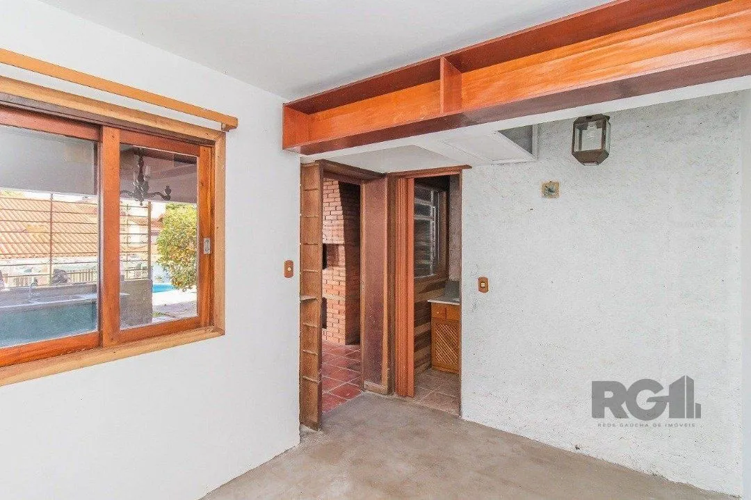 Imagem Casa, 200m², 3 dormitórios, bairro Cristal