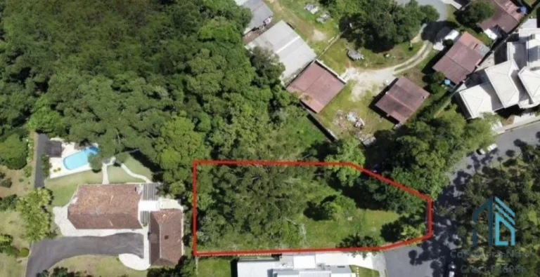 Imagem Terreno em condomínio com área total de 1078,55 m², e área privativa de 862,68 m² Santa Felicidade em Curitiba PR