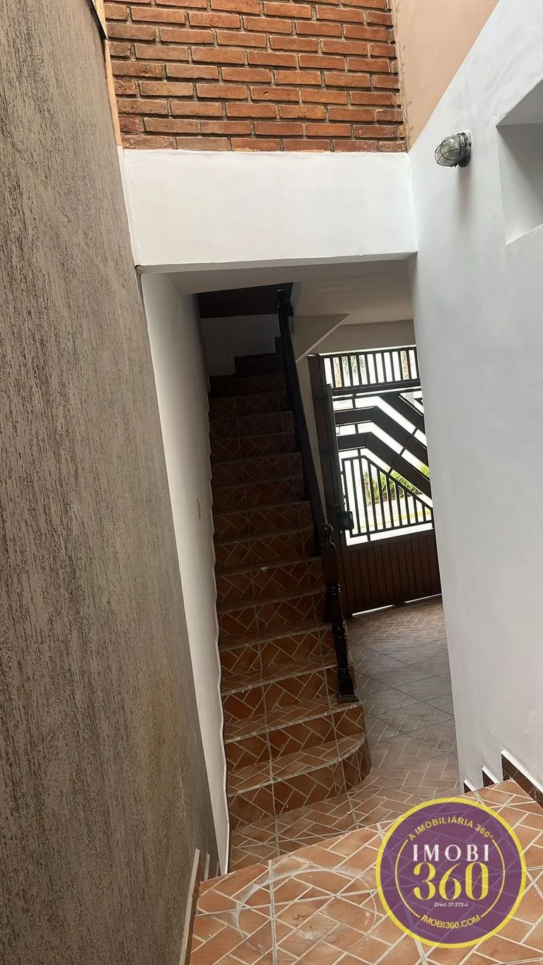 Imagem LINDO SOBRADO COM VAGA PARA 3 VEÍCULOS, NO PQ CRUZEIRO DO SUL