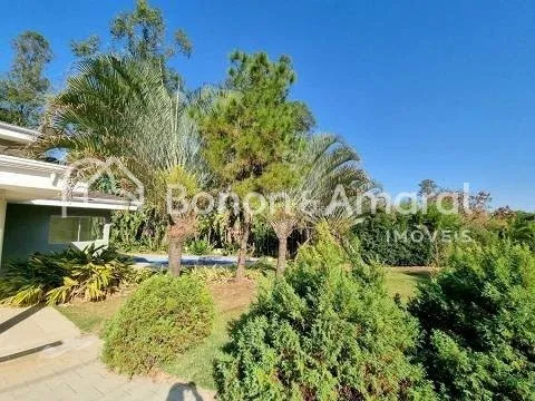 Imagem Casa de Condomínio com 420m² e 4 quartos