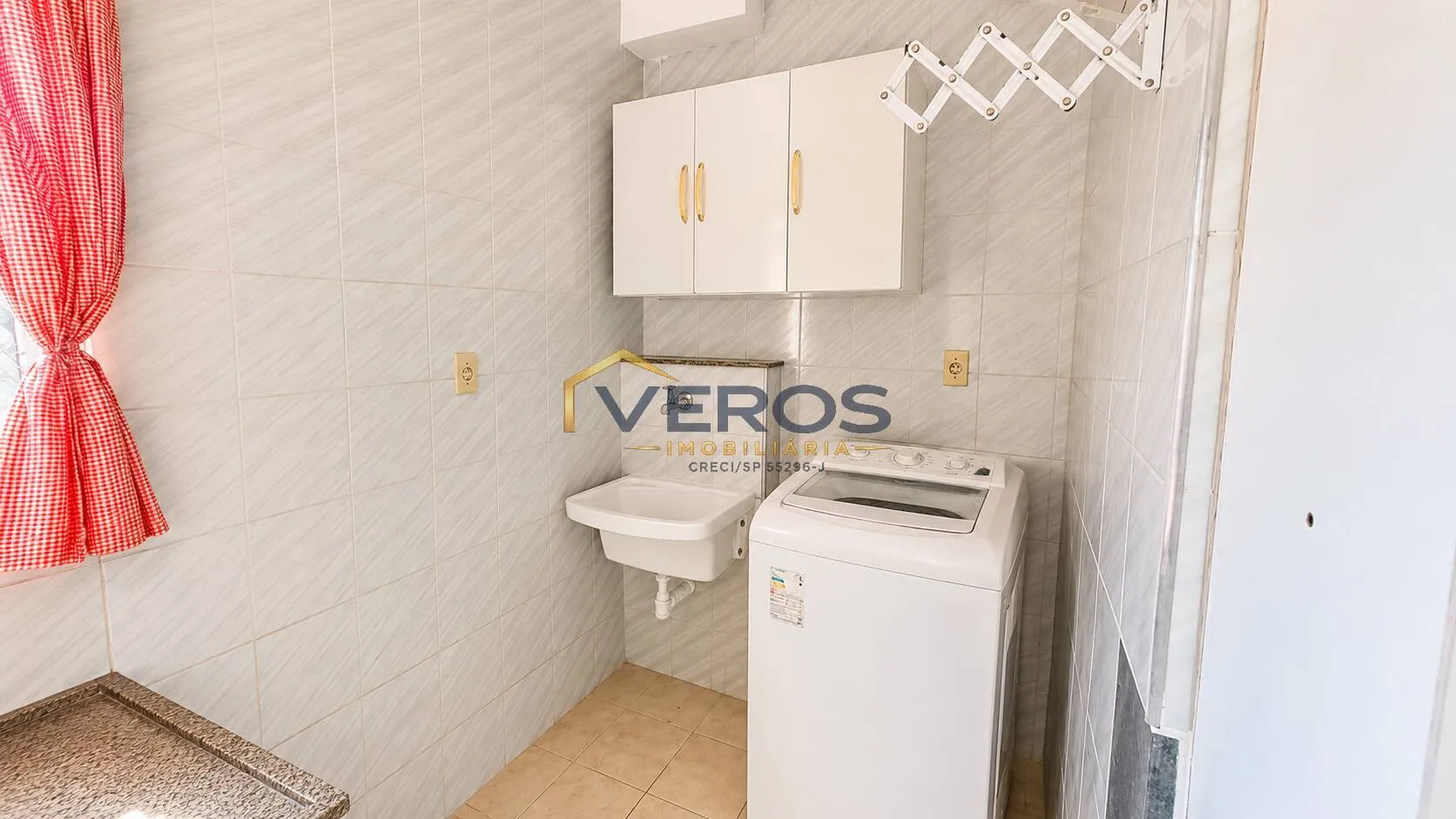 Imagem Apartamento Mobiliado à Venda 50m da Prainha | 2 Dormitórios