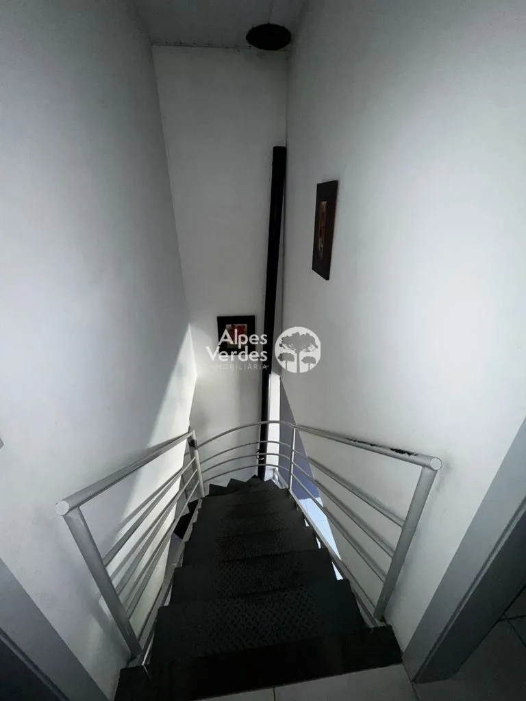 Imagem Vende-se Casa Geminada na Várzea Grande, com 02 dormitórios