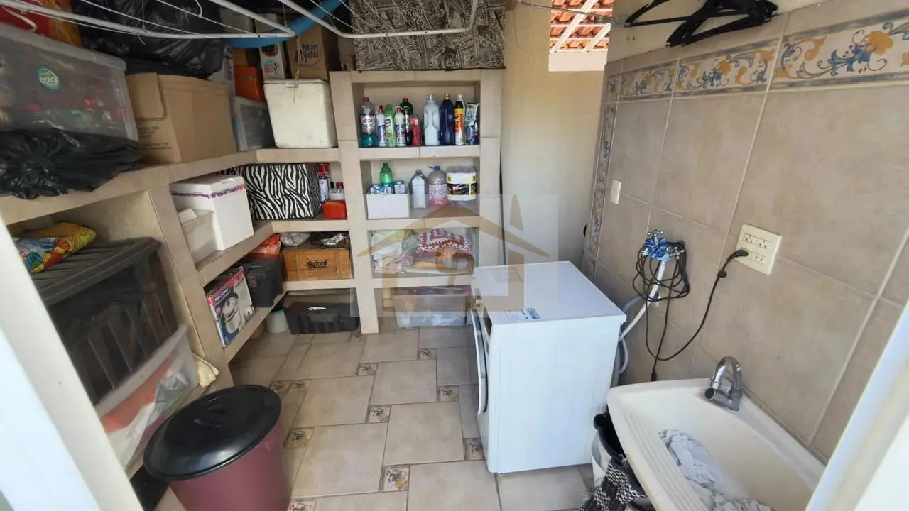 Imagem Casa com 3 Quartos, Quintal e 3 Vagas