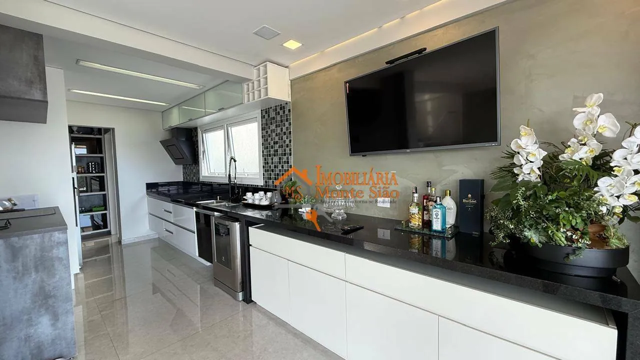 Imagem Sobrado com 5 dormitórios à venda, 450 m² por R$ 3.600.000,00 - Fazenda Rodeio - Mogi das Cruzes/SP