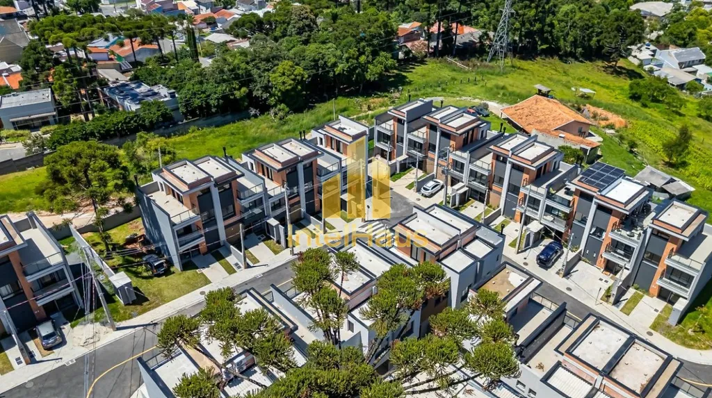 Imagem Viver cercado pela natureza sem abrir mÃ£o da praticidade urbana. Esta casa triplex no OASIS CondomÃ...