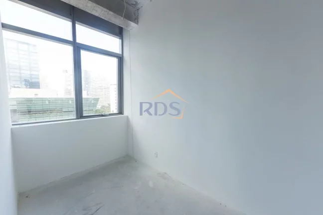 Imagem Apartamento no contrapiso a venda de 575m² com 4 suítes e 6 vagas no Itaim