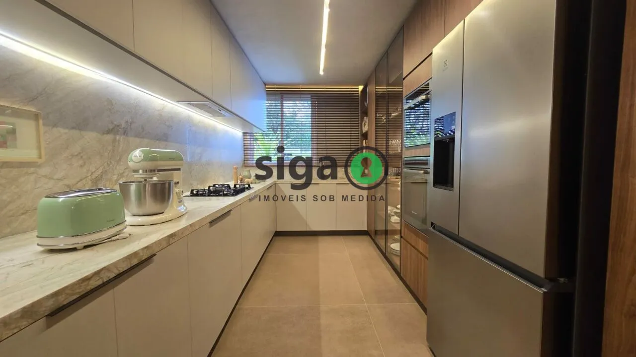 Imagem Apartamento de alto padrão no Campo Belo - Sofia Campo Belo - 270 a 328 m² - 3 ou 4 suítes