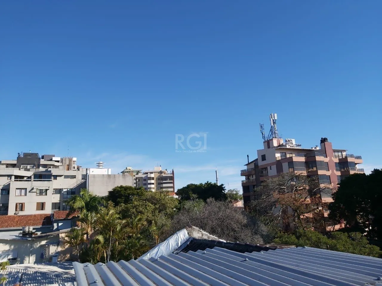 Imagem Terreno para Venda - 1043.21m², 0 dormitórios, Menino Deus, Porto Alegre