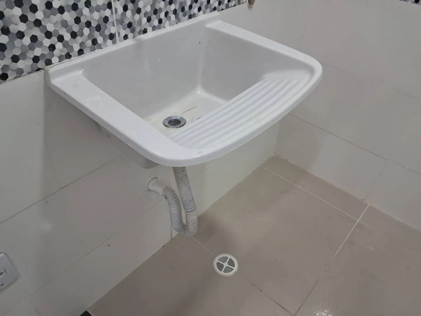 Imagem Apartamento com 2 quartos ao lado da Estação Tolstói.