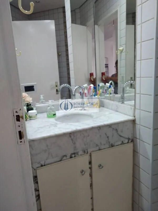 Imagem Apartamento com 3 dormitórios 1 suíte 2 vagas na Mooca.