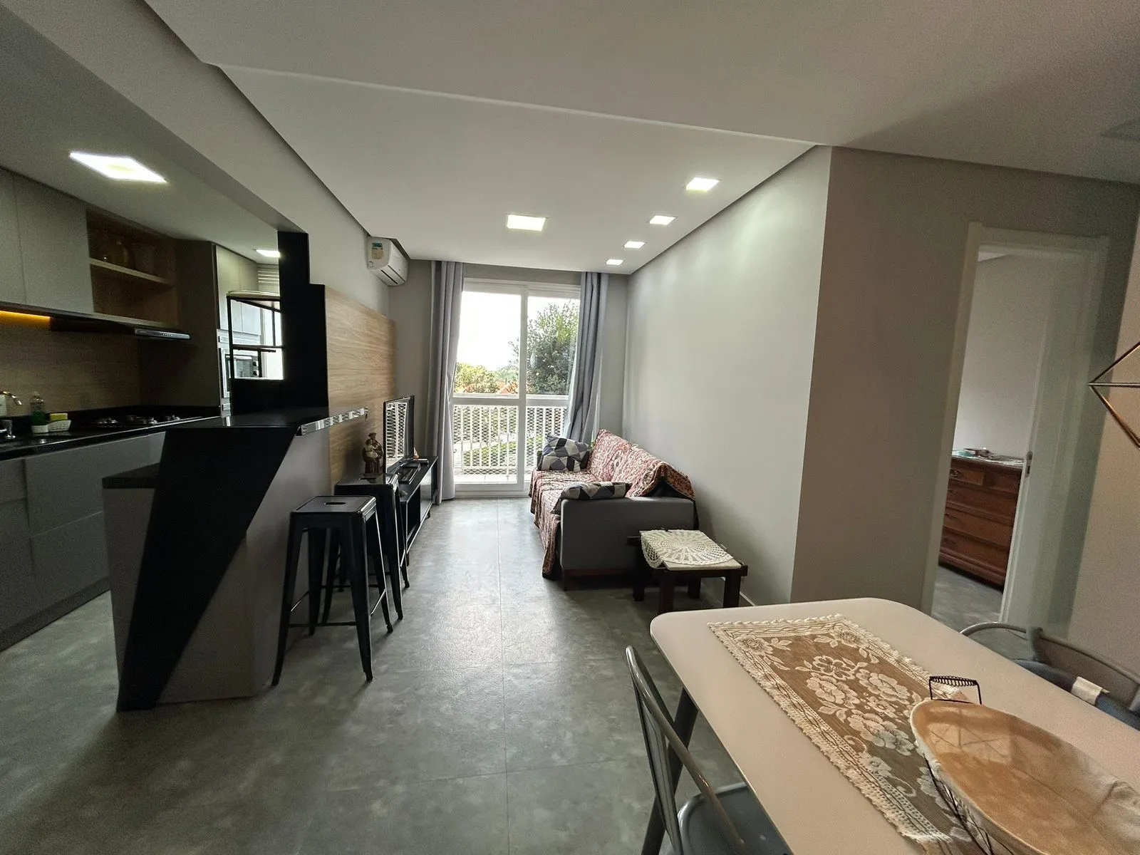 Imagem Lindo apartamento semi mobiliado, infra completa e a apenas 4 min do Iguatemi