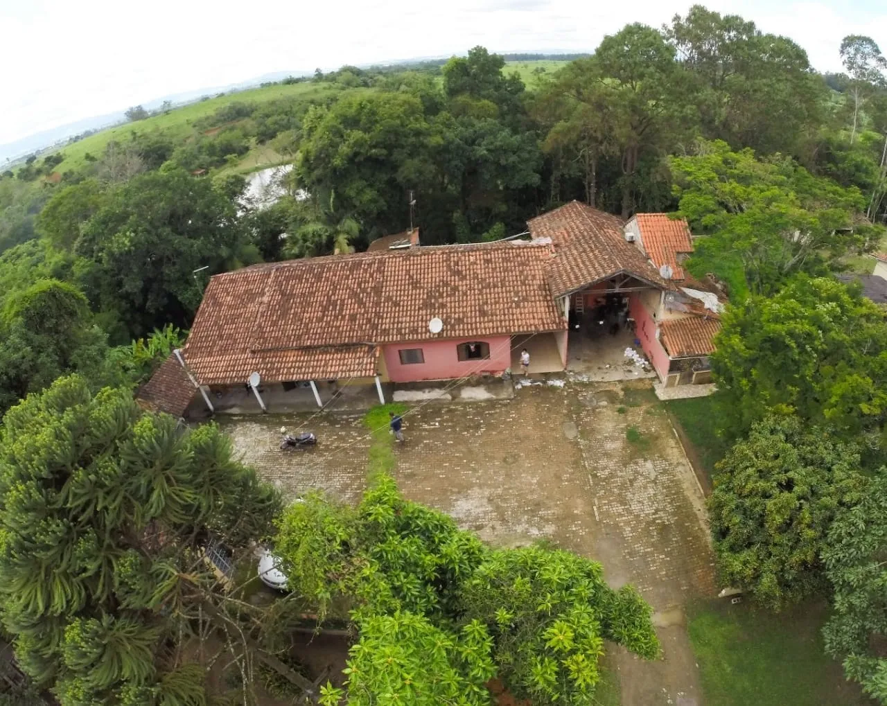 Imagem Chácara à venda 4 Quartos, 55000M², Bom Sucesso, Pindamonhangaba - SP