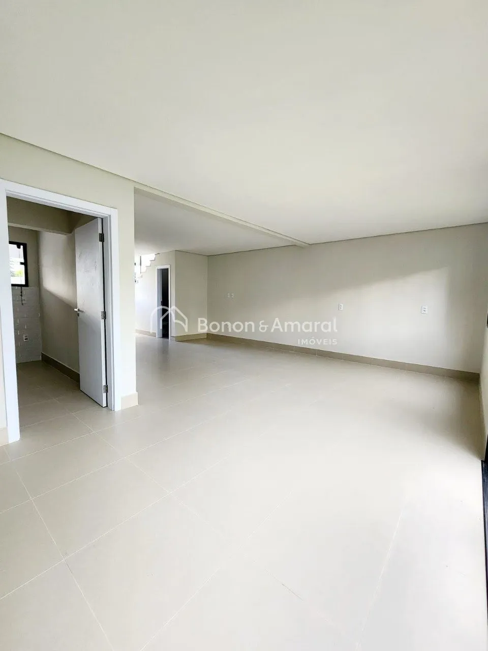 Imagem Sobrado para venda no Residencial Saint Moritiz na cidade de Paulínia/SP