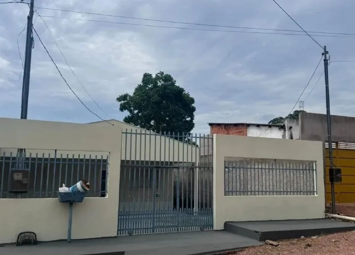 Foto do imóvel Casa 2 quartos - Cozinha americana - no parque residencial Coxipó em Rua Sete