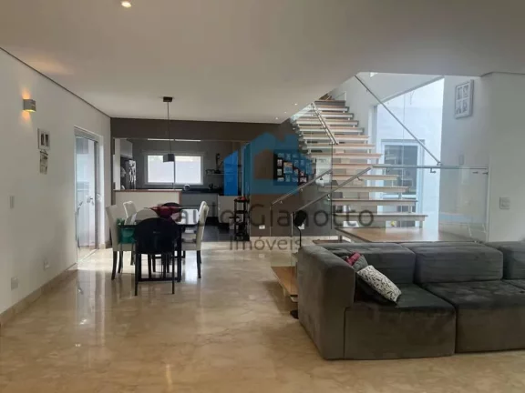 Imagem Casa de alto padrão com arquitetura linda e moderna!