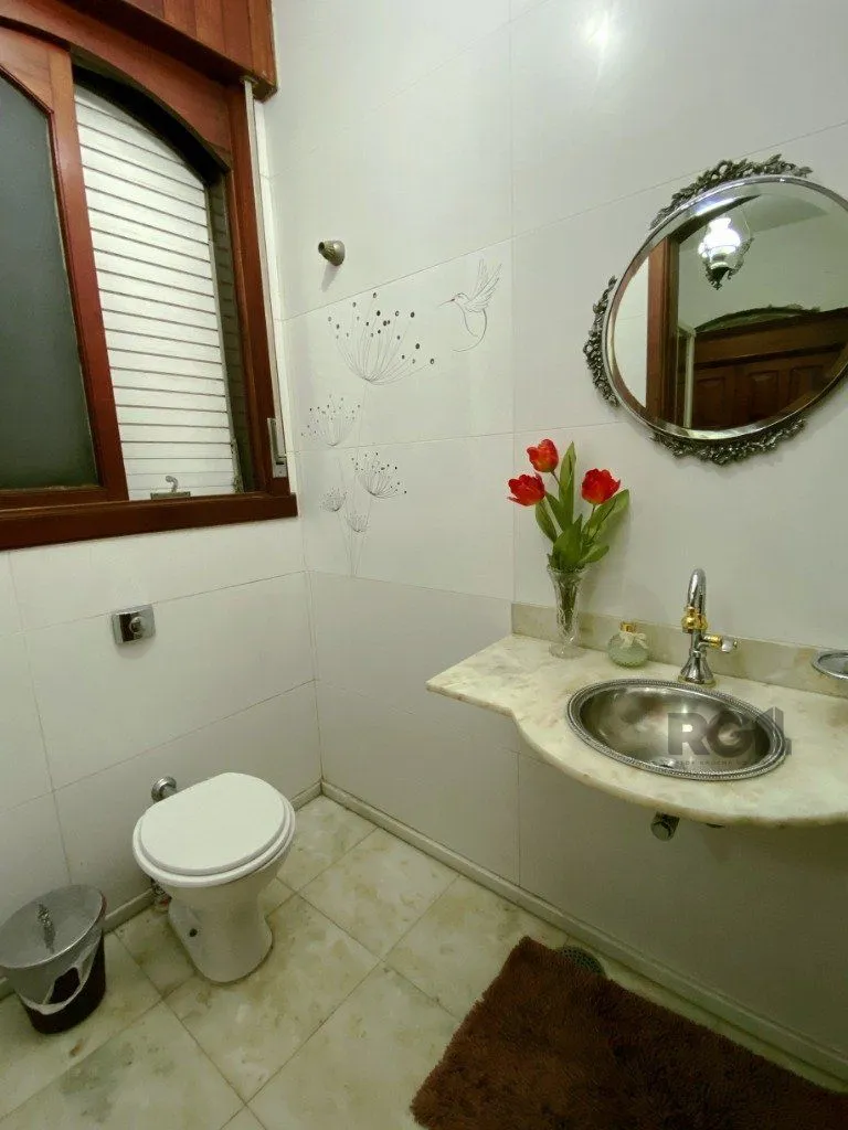 Imagem Casa no Teresópolis de 4 dormitórios e 4 vagas