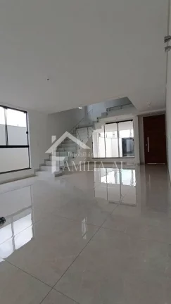 Imagem GEMINADO COM 217M² E PISCINA NO FLORESTA