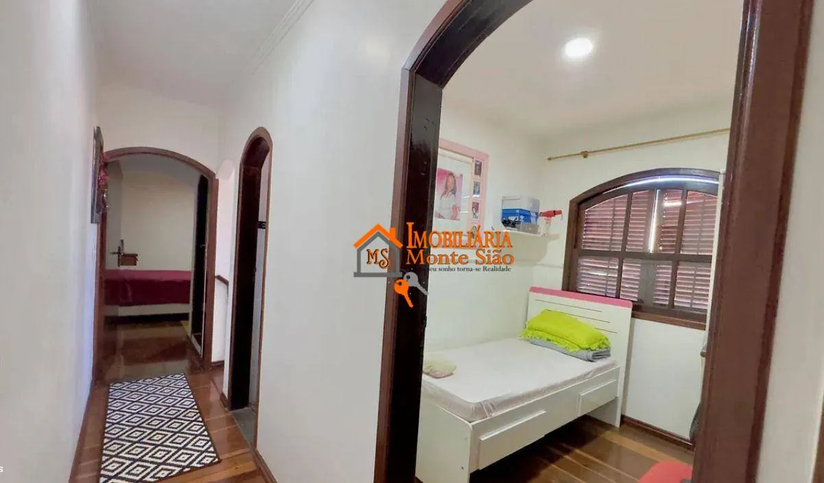 Imagem Sobrado com 3 dormitórios à venda, 200 m² por R$ 695.000,00 - Gopoúva - Guarulhos/SP