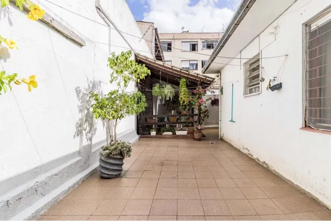 Imagem Casa para venda no bairro São Sebastião em Porto Alegre