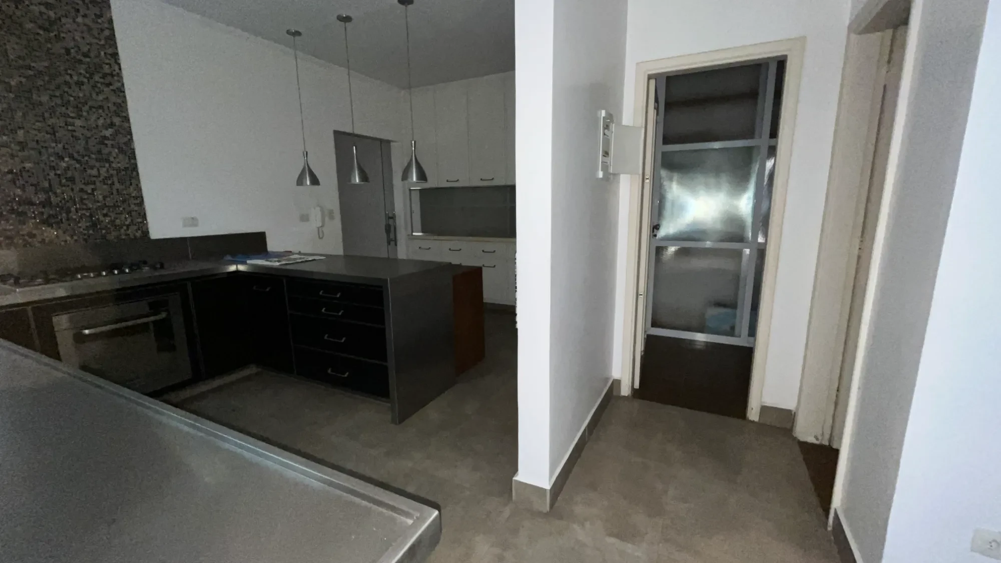 Imagem Sobrado com 4 Quartos à Venda, 295 m² em Aparecida - Santos