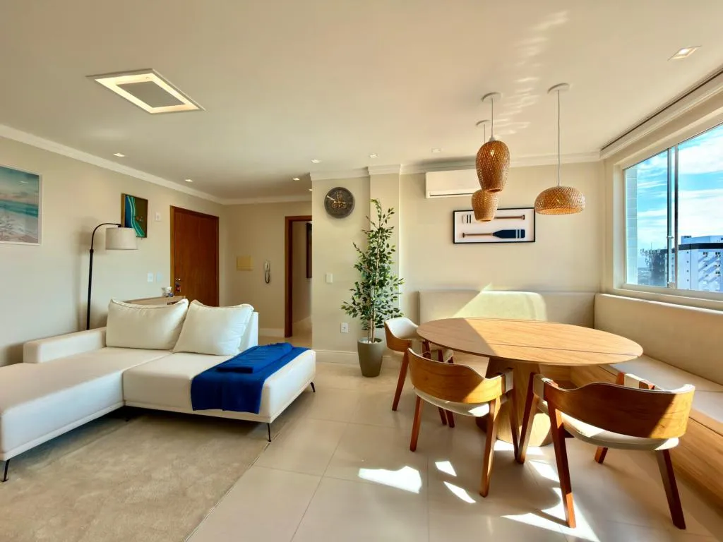 Apartamento 2 Dormitórios - Bairro Zona Nova