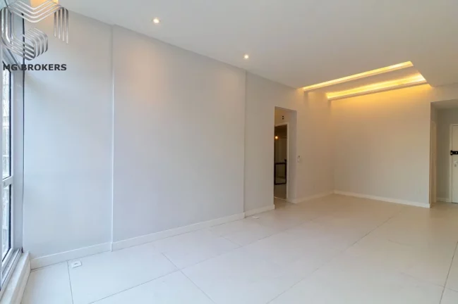 Imagem Imperdível oportunidade de adquirir um apartamento de luxo em Ipanema, Rio de Janeiro - 3 quartos, 1 suíte, 1 sala, 3 banheiros, 112m².