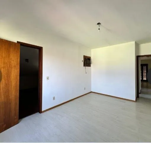 Imagem casa em ipanema-com piscina