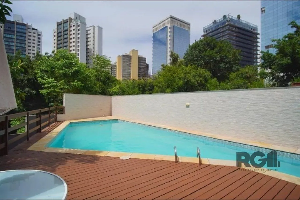 Imagem Excelente apartamento inteiramente decorado e mobiliado, com ótimo acabamento em localização privilegiada.