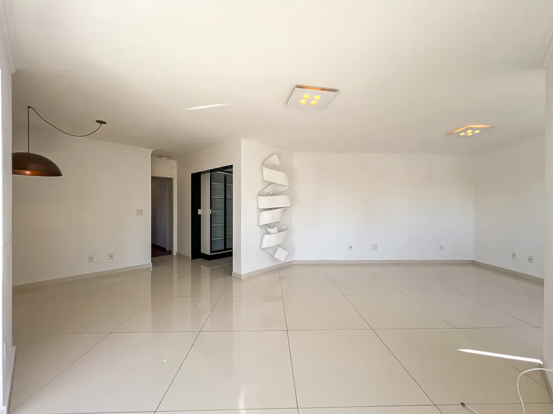 Imagem Apartamento para venda e locação em Vila Andrade com 2 quartos, sendo 2 suítes, 116m2