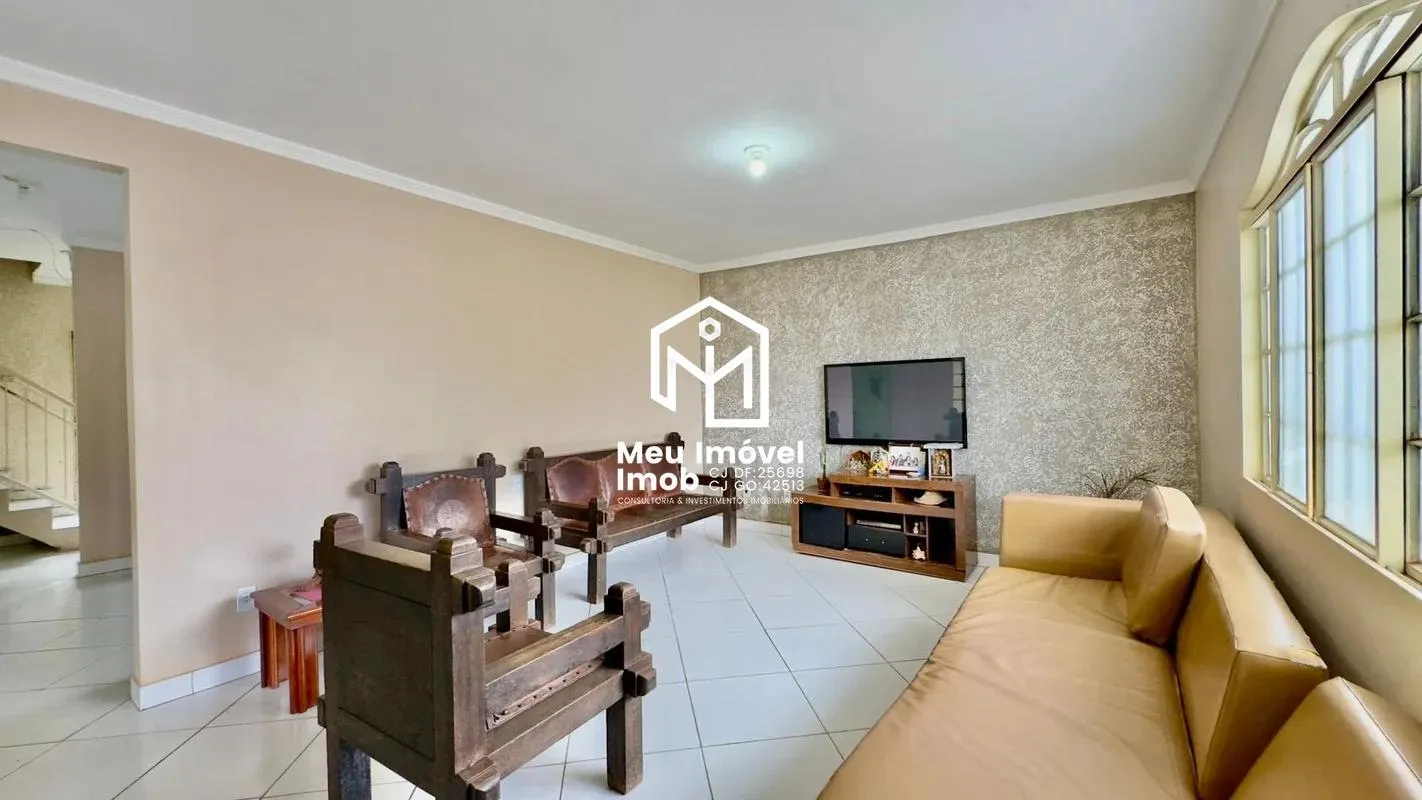 Foto do imóvel Casa 4 Quartos 2 Suítes 8 Vagas 800m² Vicente Pires/DF em Rua 8 - Setor Habitacional Vicente Pires, Vicente Pires - DF