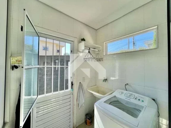 Imagem Casa de Condomínio em Pitas - Cotia