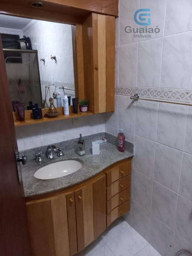 Imagem Vendo lindíssimo apartamento com 03 dormitórios (01 suíte) no Embaré em Santos