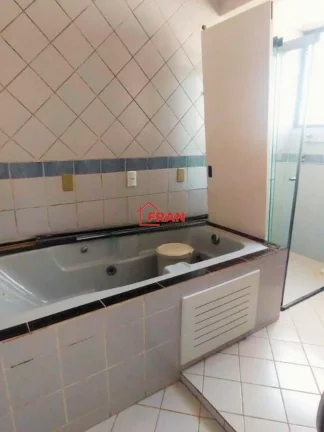Imagem Excelente Apto com 115m² privativos 3 Suites,4 banheiros.