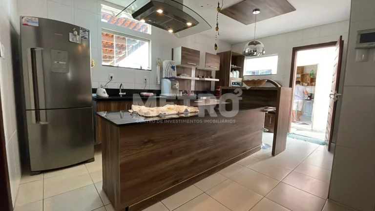 Imagem Casa na Vila Eduardo, 3 quartos, sendo dois suítes, uma com closet