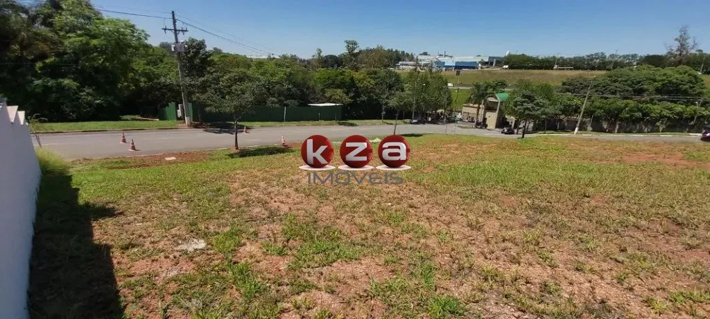Imagem Terreno a venda em Condomínio de Luxo em Valinhos-SP, Residencial Vila Lombarda - 1.017,28m² de Área