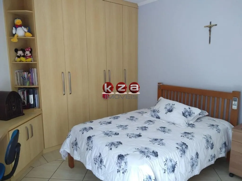 Imagem Imperdível Chácara à Venda em Valinhos-SP, 4 Quartos, 4 Suítes, 2 Salas, 6 Banheiros, 10 Vagas de Garagem, 240m² de Área!
