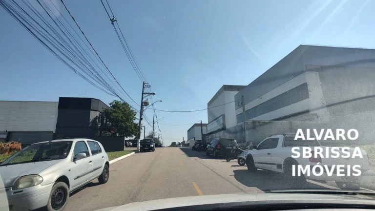 Imagem GALPÃO em concreto pré-moldado, em condomínio industrial na cidade de ITU SP 1129m2 área construída em terreno de 1500m2