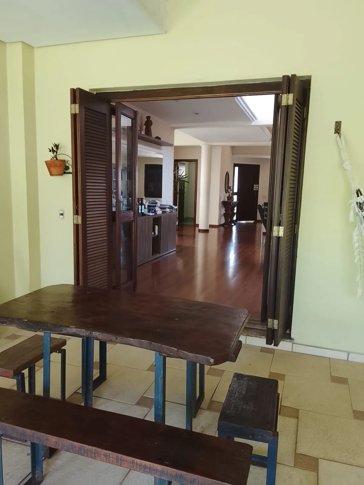 Imagem CASA / SOBRADO 5D e 10 vagas 3 Banheiros - Pátio enorme c/ Jacuzi e Pergolado - Living 3 ambientes - Sta Teresa