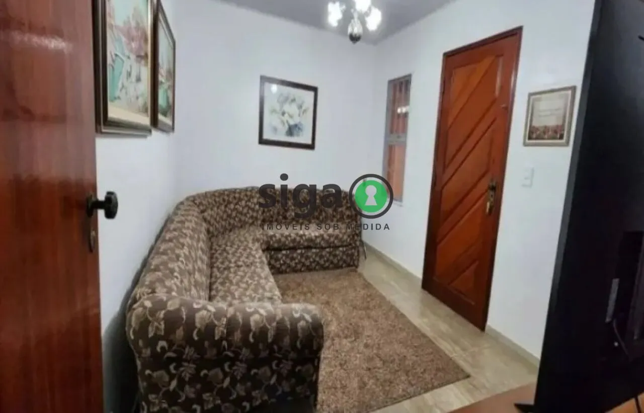 Imagem Casa com Quintal Amplo e Espaço Comercial para Morar e Empreender.